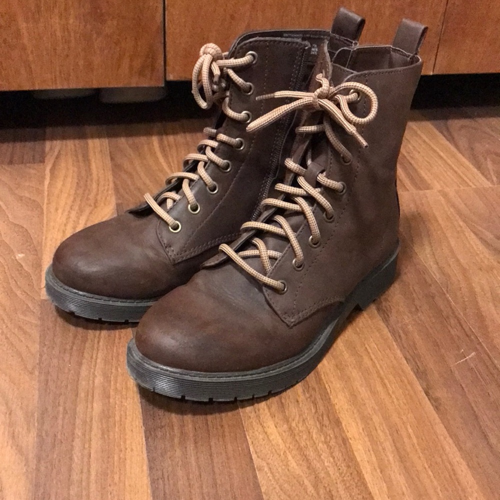 Brown boots